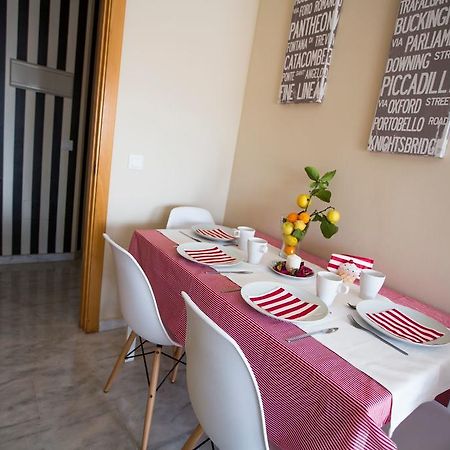 Ab Dominicum Apartamentos مالقة الغرفة الصورة